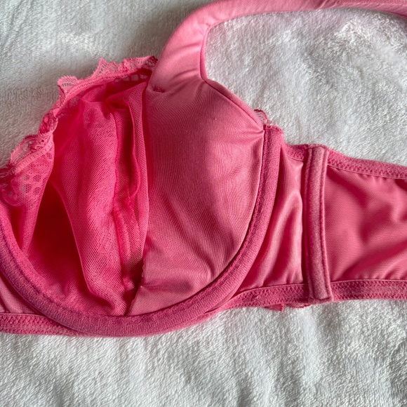 Cacique Pink Unlined Balconette 38DD - Picture 10 of 11